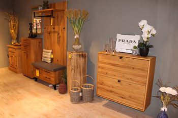 Garderoben in Massivholz